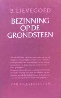 Bezinning op de grondsteen