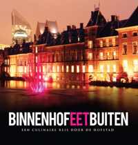 Binnenhof eet Buiten