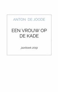 Een vrouw op de kade