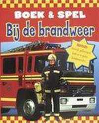 Boek en spel: bij de brandweer