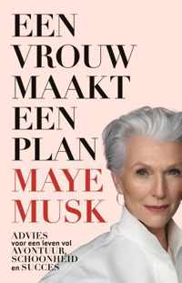 Een vrouw maakt een plan