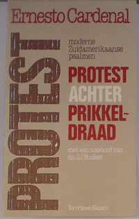 Protest achter prikkeldraad