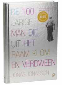 De 100-jarige man die uit het raam klom en verdween