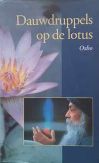 DAUWDRUPPELS OP DE LOTUS