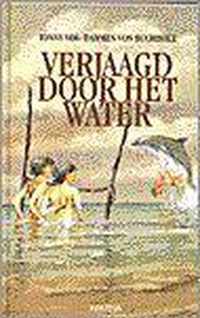 Verjaagd door het water