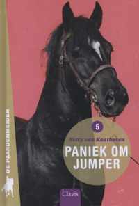 De paardenmeiden 5 -   Paniek om Jumper