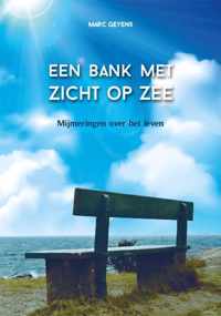 Een bank met zicht op zee