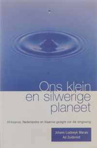 Ons Klein En Silwerige Planeet