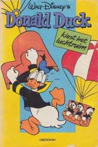 Donald duck kiest het luchtruim