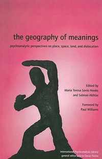 The Geography of Meanings