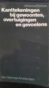 Kanttekeningen by gewoontes overt. gev.