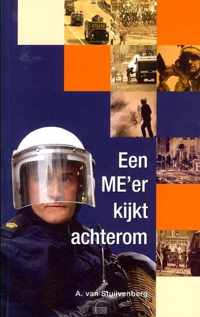 Een Me'Er Kijkt Achterom