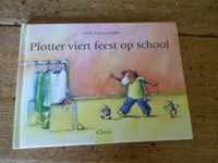 Plotter viert feest op school