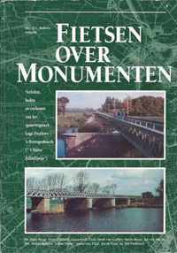 Fietsen over monumenten