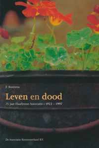 Leven en dood : 75 jaar Haarlemse Associatie 1922-1997