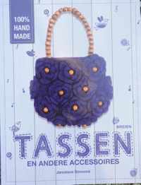 100% Handmade  -   Tassen en andere accessoires