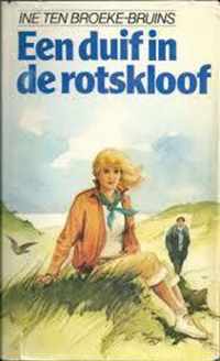 Duif in de rotskloof