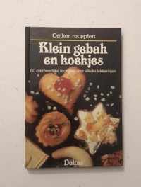 Klein gebak en koekjes