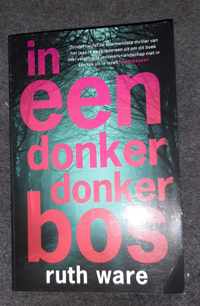 In een donker, donker bos (Special Book&Service 2021)