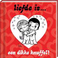 Liefde is... - Liefde is...een dikke knuffel!