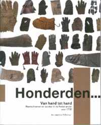 Honderden... 2 -   Van hand tot hand