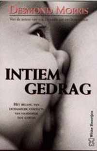 Witte beertjes 8018: intiem gedrag