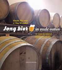 Jong bier in oude vaten