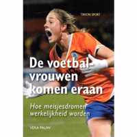 De Voetbalvrouwen Komen Eraan