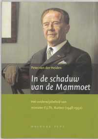 In De Schaduw Van De Mammoet