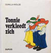 Tonnie verkleedt zich