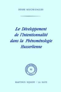 Le Developpement De l'Intentionalite Dans La Phenomenologie Husserlienne