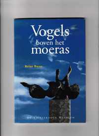 Vogels boven het moeras