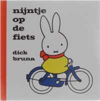 Nijntje op de fiets