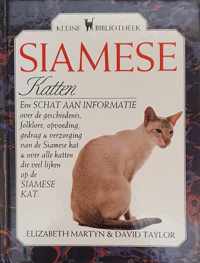 Kleine bibliotheek siamese katten