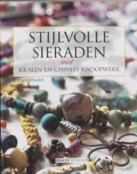 Stijlvolle Sieraden Met Kralen En Chinees Knoopwerk