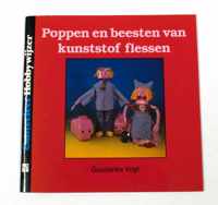 Poppen en beesten van kunststof flessen