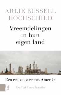 Vreemdelingen in hun eigen land