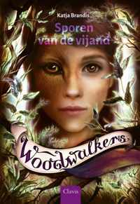 Woodwalkers 5 -   Sporen van de vijand